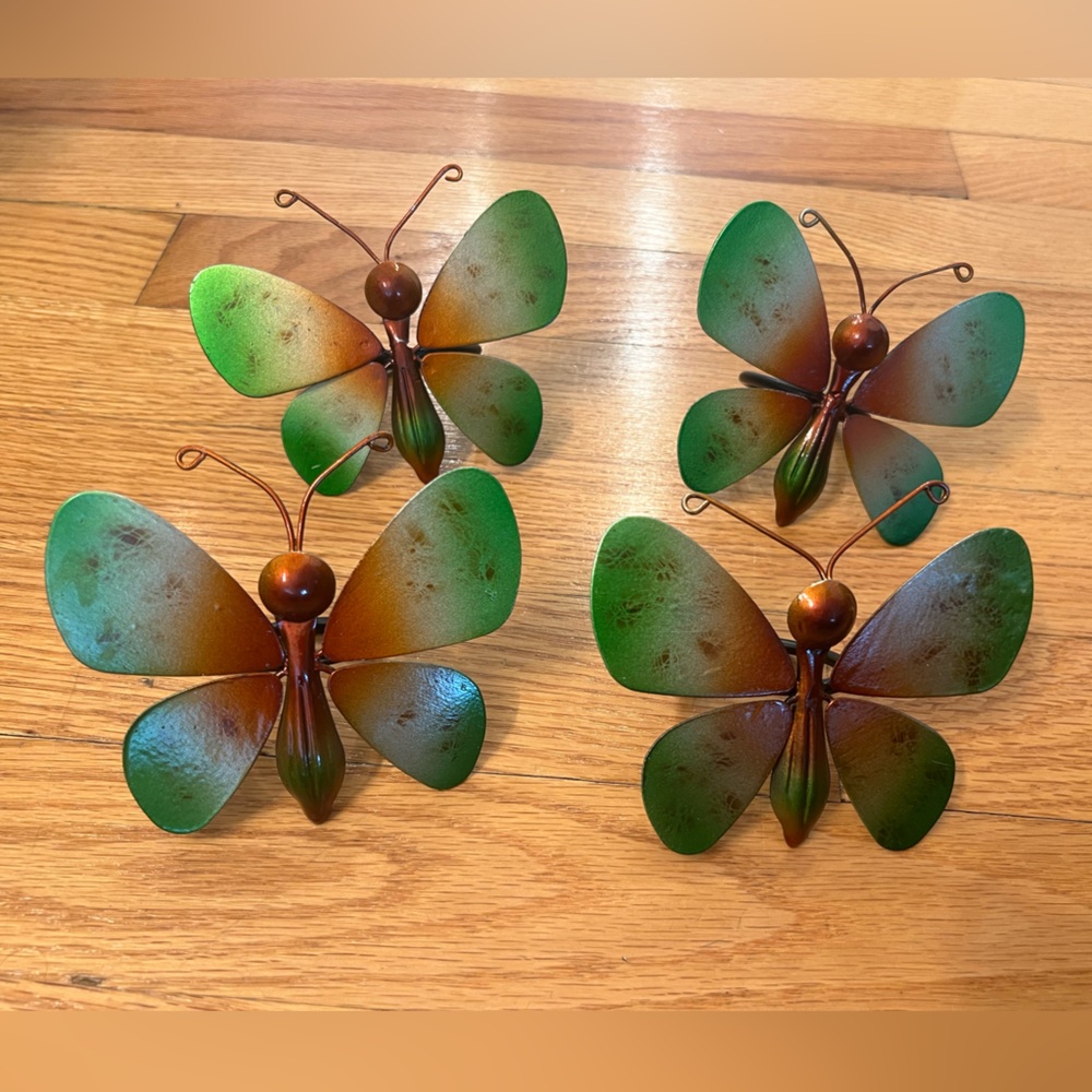 4 Metal Butterfly napkin rings